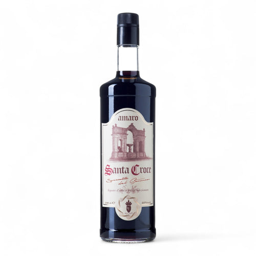 Bottiglia singola di Amaro Santa Croce – liquore artigianale prodotto a Benevento, nel cuore del Sannio, Campania. Amaro dal gusto intenso con note di china, carciofo, genziana e agrumi, prodotto tipico italiano.